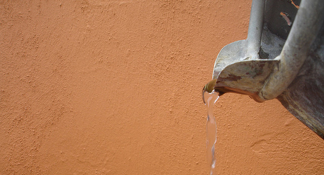 bucket_water_cropped