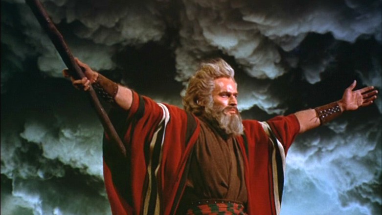 charlton-heston-as-moses